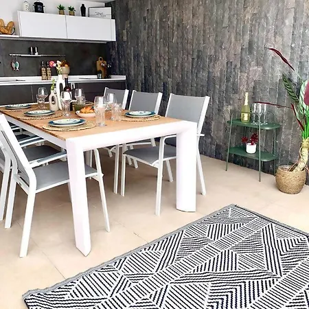 De Lujo Con Piscina Y Vistas Impresionantes Chalet Realejo Bajo